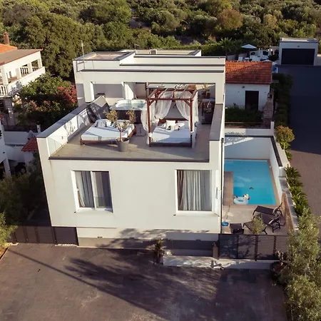 Апартаменты Rooftop *