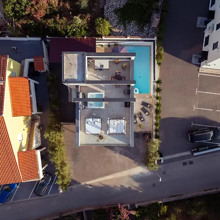 Rooftop * Трогір